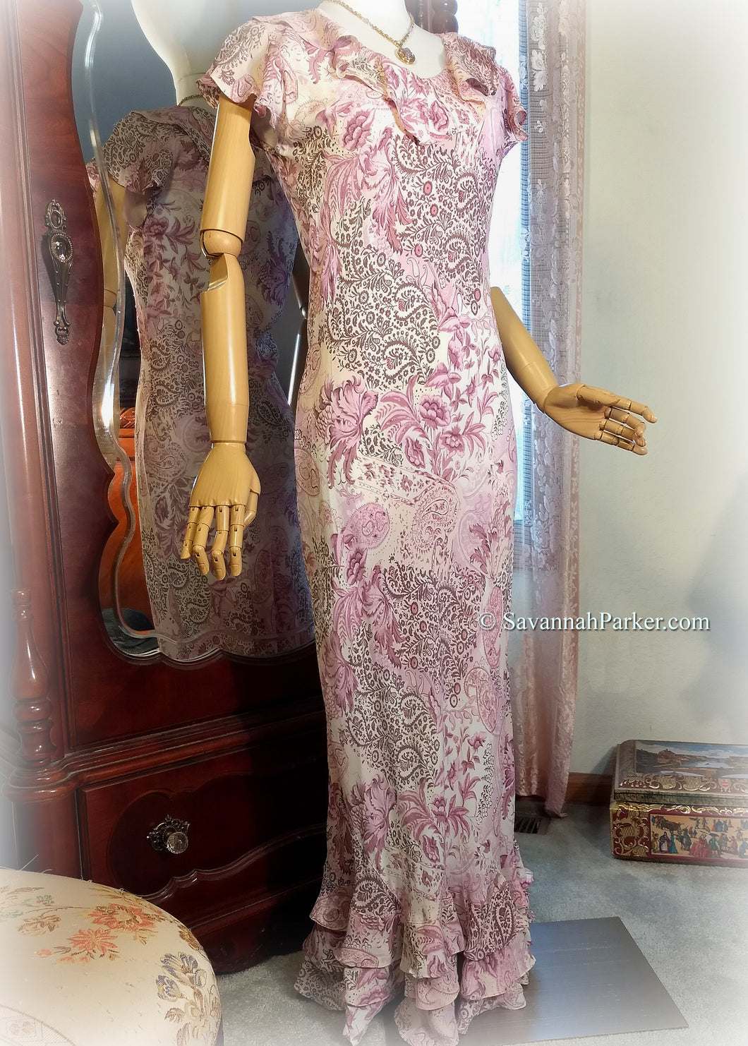 SOLD Vintage Delicate 1930s Style Lilac Print Garden Party Tea Dress - 90s Vintage New w Tags - Quality Rayon Crepe - Ruffled Hem